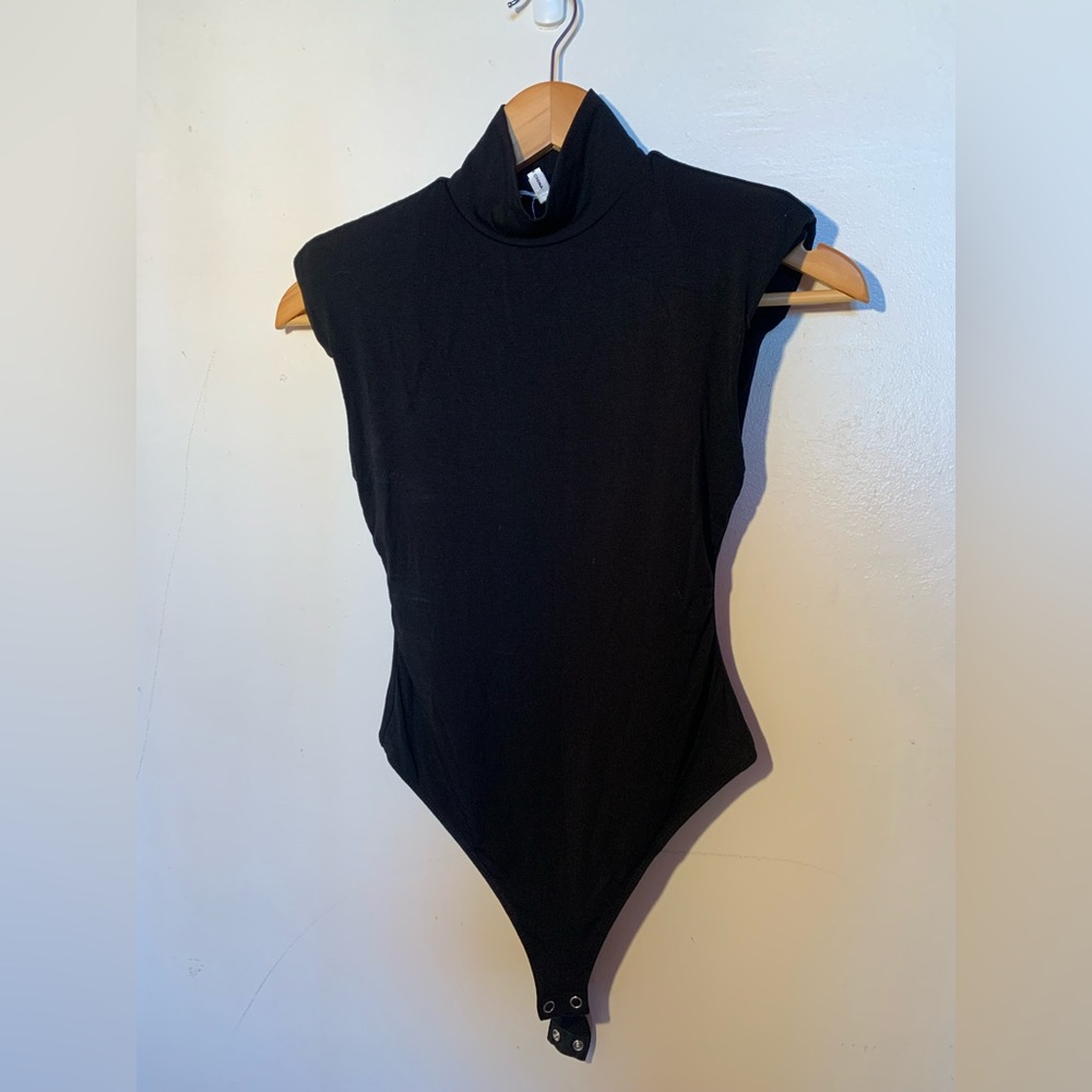 Good American Mock Neck Shoulder Pad Power Bodysuit